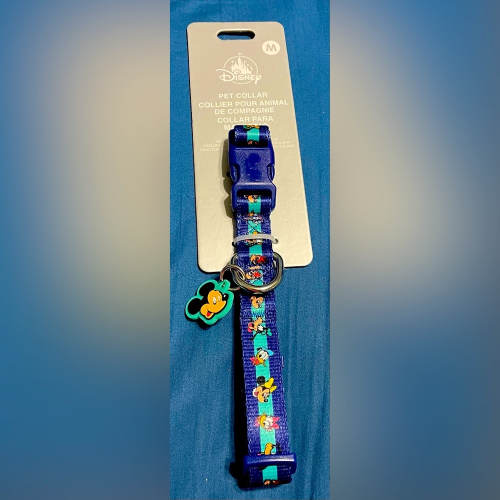New Disney characters size M dog collar with commemorative Mickey head tag